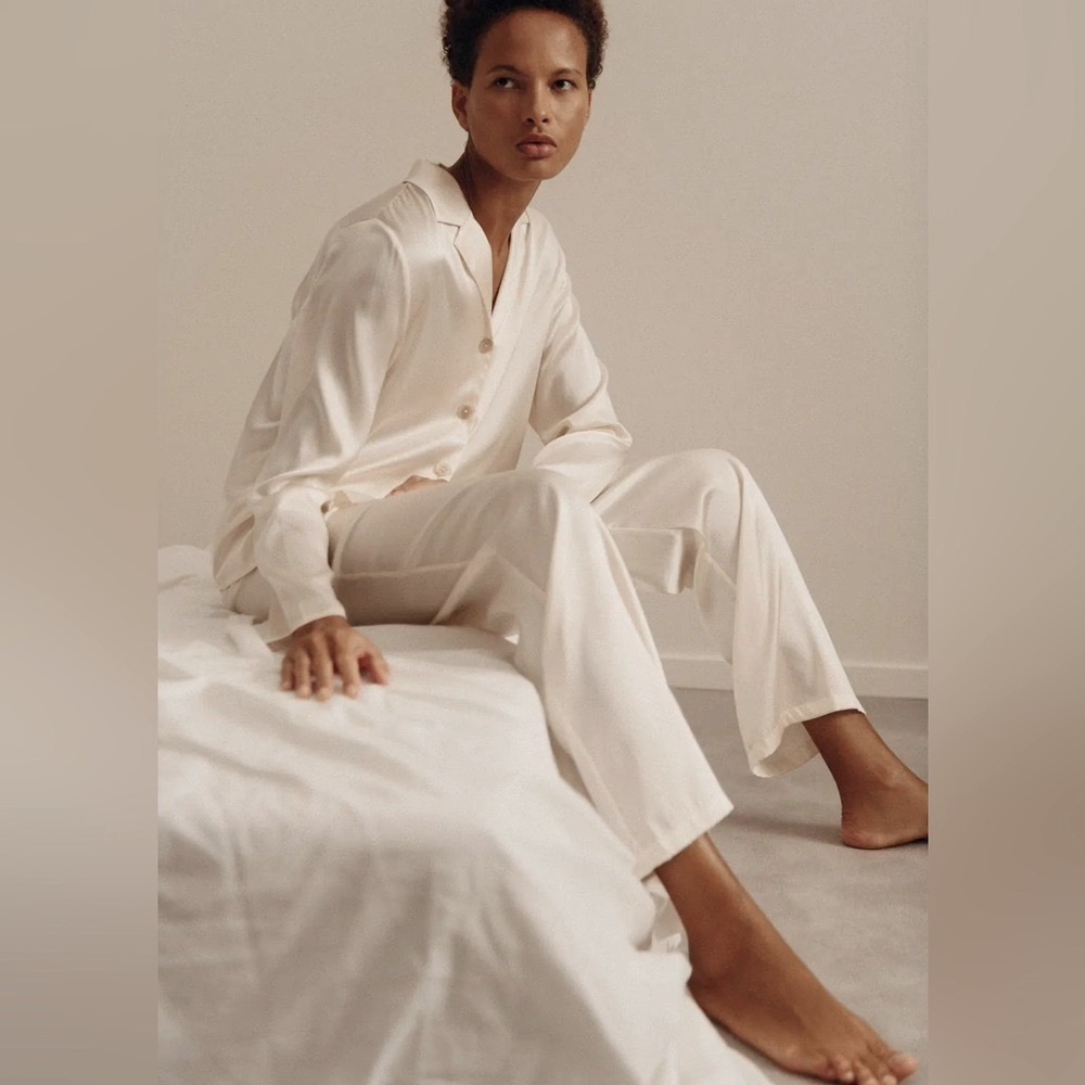 Zara Lingerie 100% Silk white cream full length pajama pants sz.S